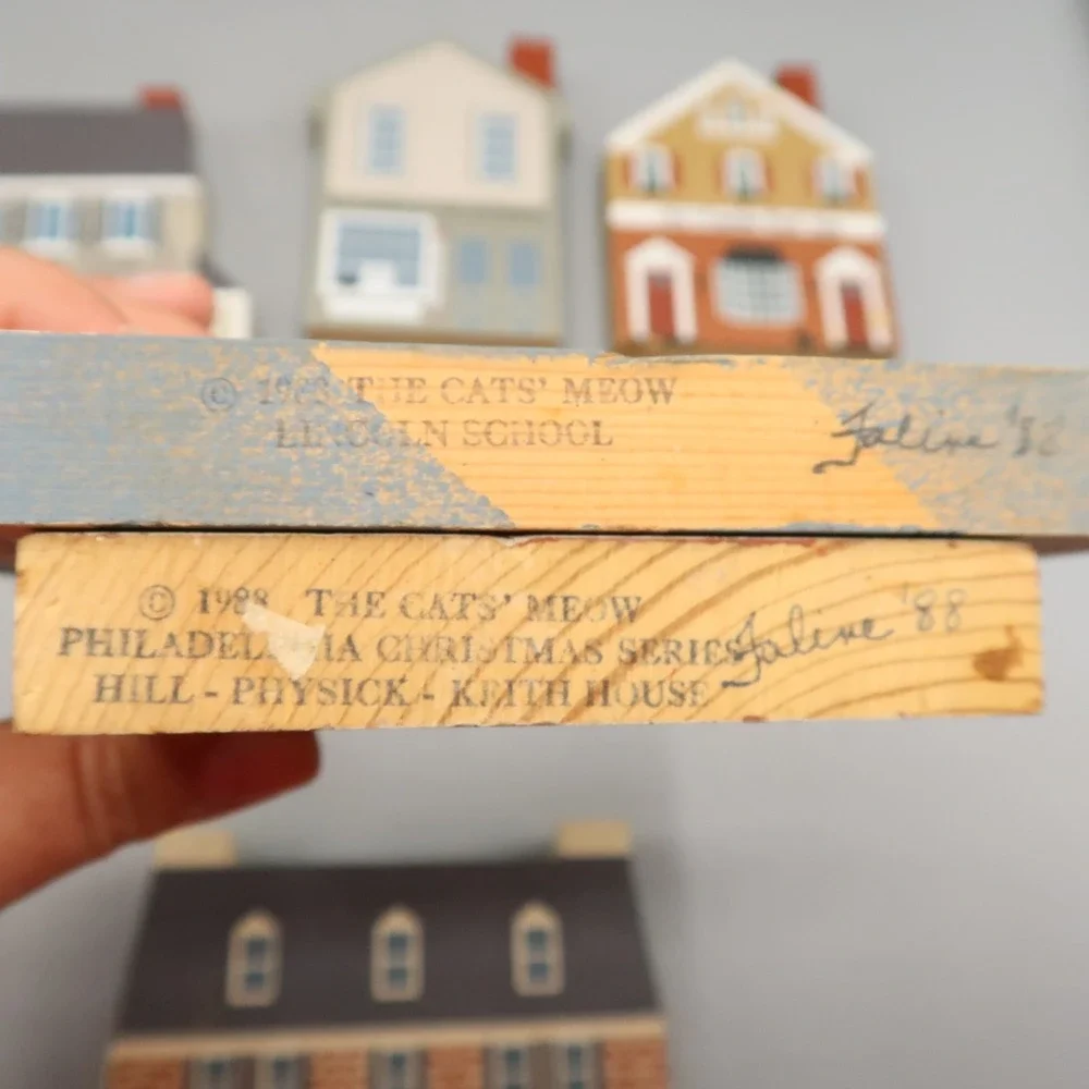 The Cat's Meow Lot Of Wooden Houses 80s 90s Cottage Core Vintage School Book str